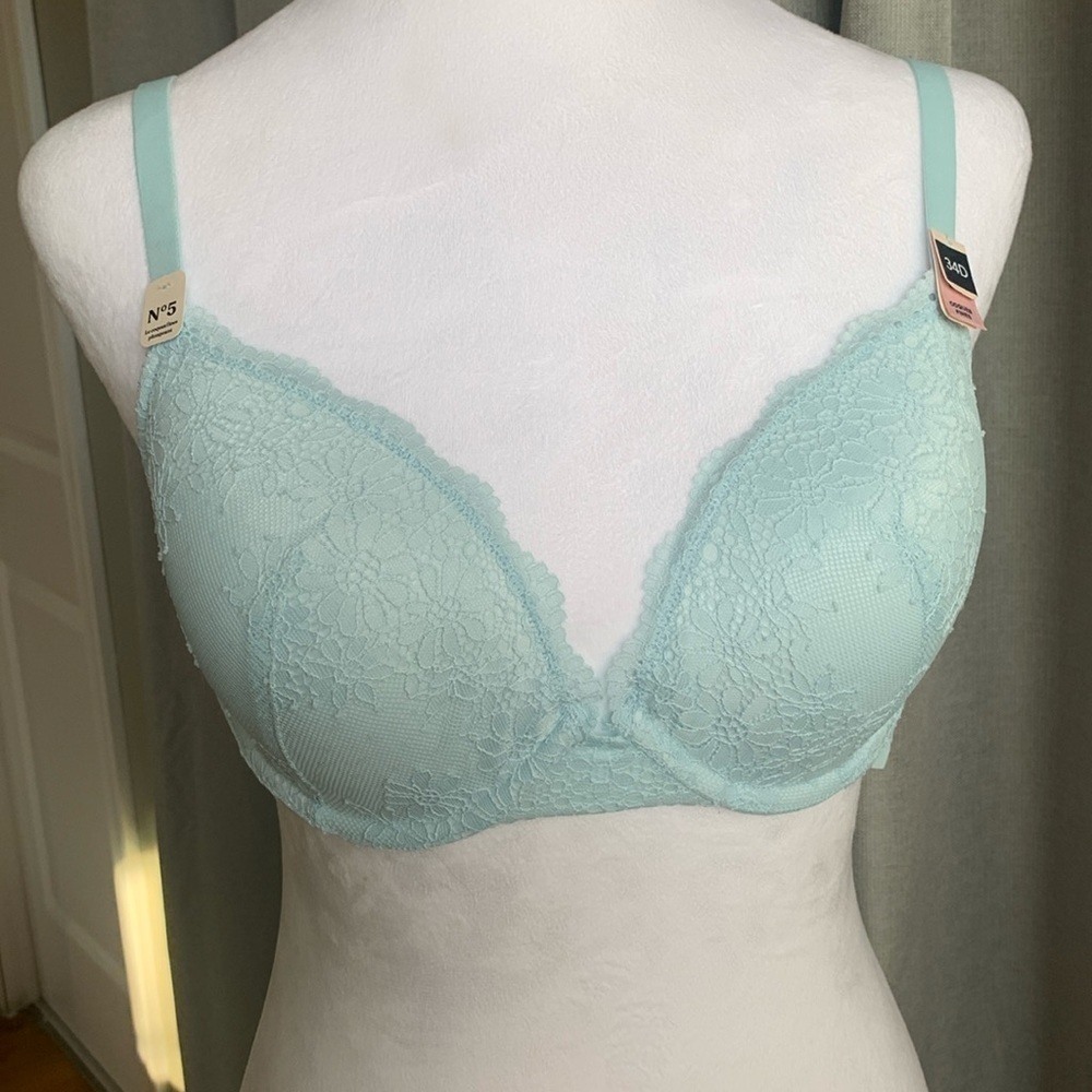 NWT Etam Lightly Padded Underwire Lace Bra Size 34D